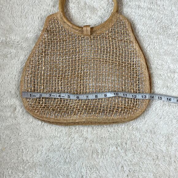 Unbranded Flower Ribbon and wood handle rattan handbag - Picture 7 of 7